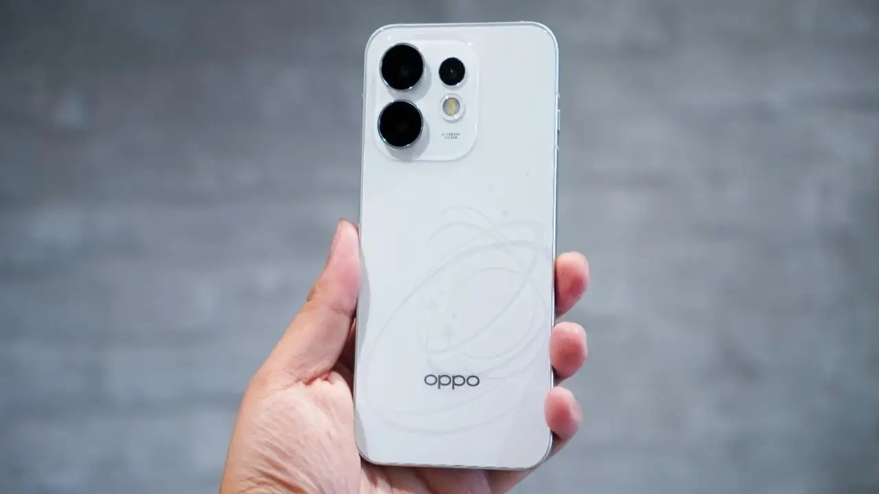 سلسلة هواتف OPPO Reno16 تصل إلى فيتنام بسعر يبدأ من 15 مليون دونغ